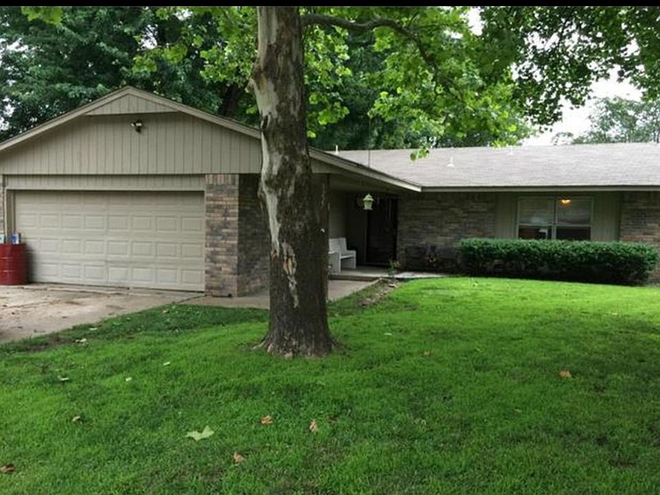 1st image of 3227 S 215 East Ave