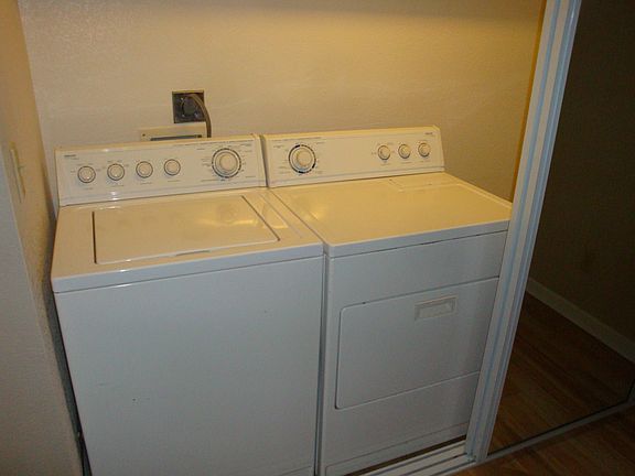 3rd image of 2079 Lukins Way