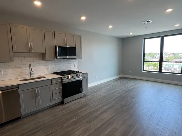 358 Western Ave #412, Brighton, MA 02135