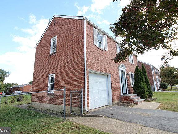 2nd image of 203 Latimer St