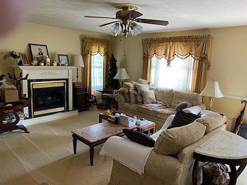 2nd image of 2955 Plymouth Pl