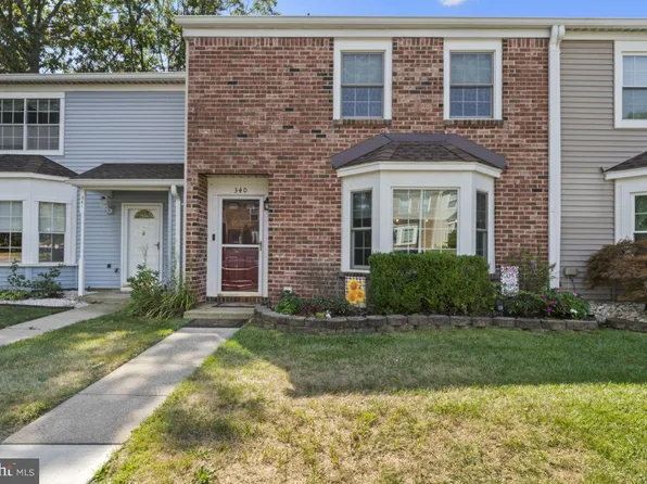 340 Jester Ct, Old Bridge, NJ 08857
