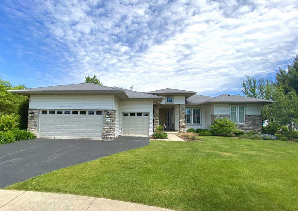 12225 W Acorn Ct photo 1