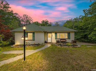 450 Rye Hill Rd, Monroe, NY 10950