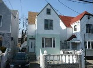 9048 184th Pl, Hollis, NY