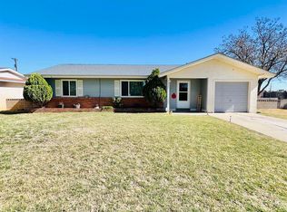 1804 Solana Rd, Carlsbad, NM 88220