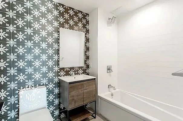 Rented by MySpaceNYC | media 9