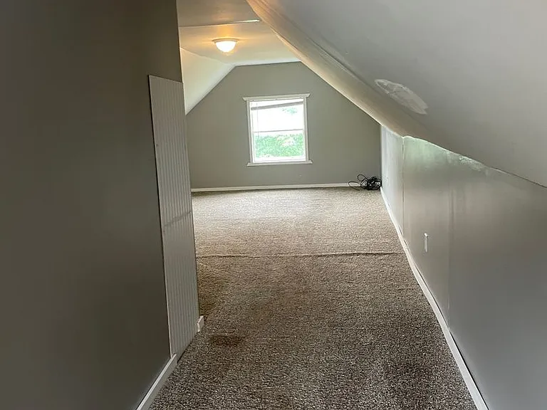 9040 E Parker Rd — Photo 4