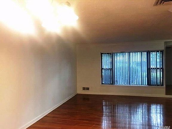 5th image of 6139 214th St