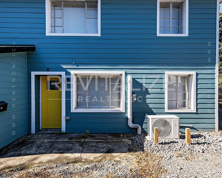 1704 McGill Ave — Photo 33