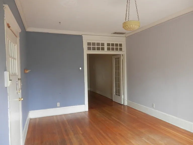 160 4th St NE #4 — Photo 7