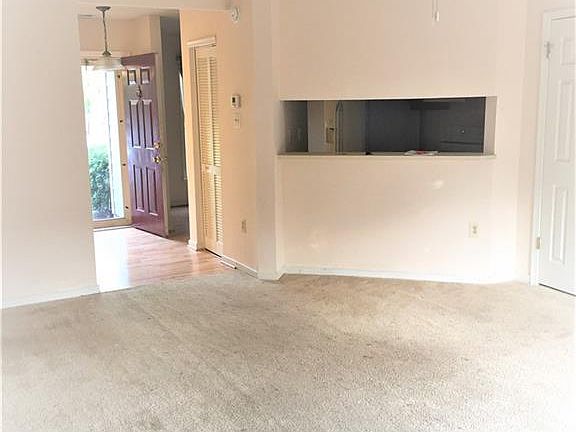 5th image of 4909 Hillery Ct #4909