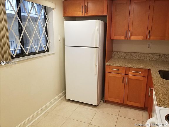 3rd image of 8005 SW 107th Ave APT 221