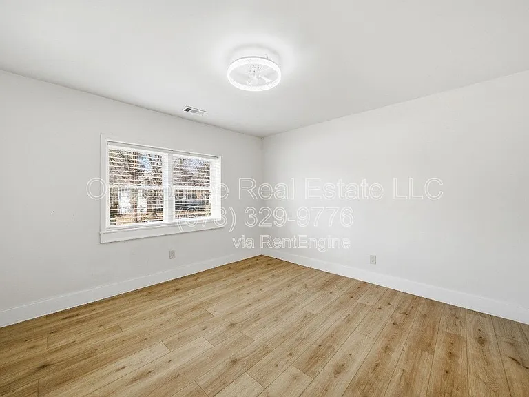 1264 Hartford Ave SW — Photo 6