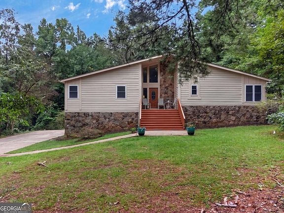 3rd image of 6715 Live Oak Ln