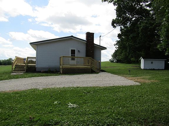 3rd image of 421 Township Road 2402