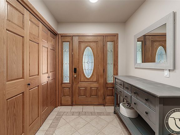 4th image of 1740 Forest Park Dr
