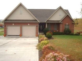 31 Dempsey Ln, London, KY 40741