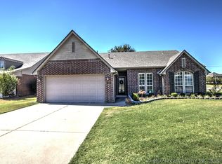 8824 N 130th East Ave, Owasso, OK 74055