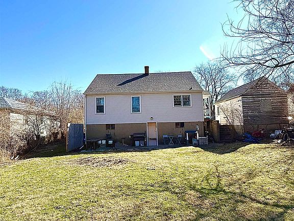 5th image of 143 Cherry Ln