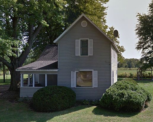 2nd image of 8221 E Desoto St
