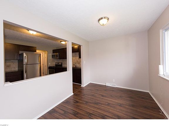 4th image of 6585 Basswood Dr