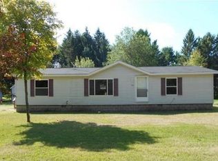 615 E Brook St, Suring, WI 54174