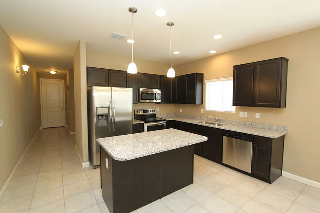 23778 W Ripple Road — Photo 4