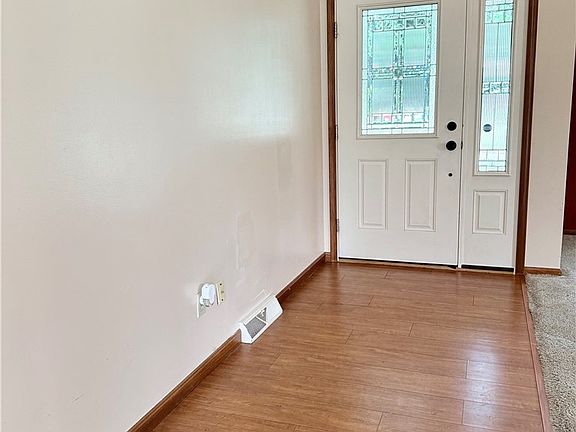 2nd image of 7673 Buchanan Dr