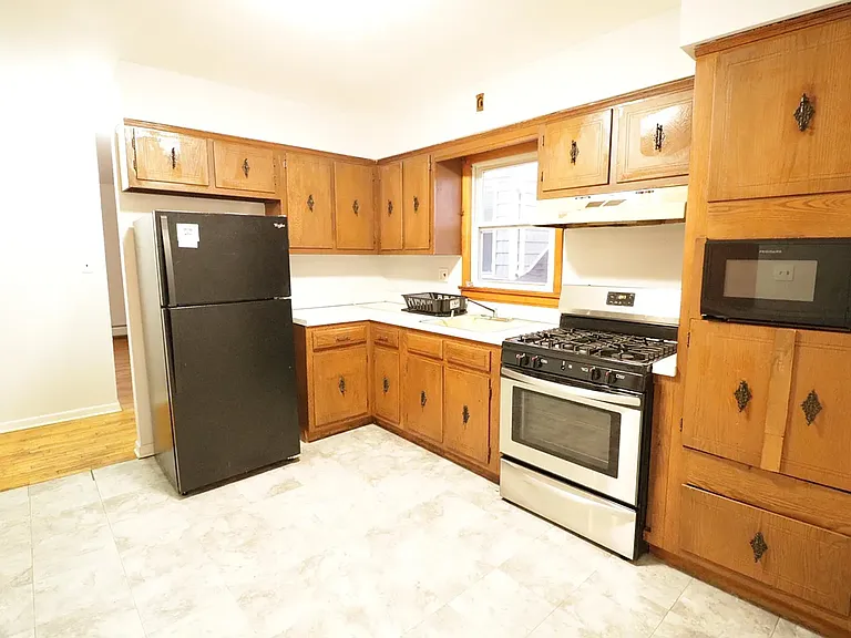 140 Prospect Ave #2 — Photo 5
