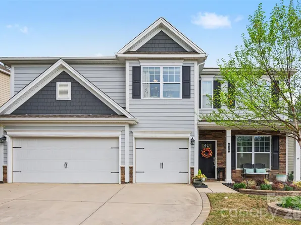 850 Coralbell Way, Tega Cay, SC 29708