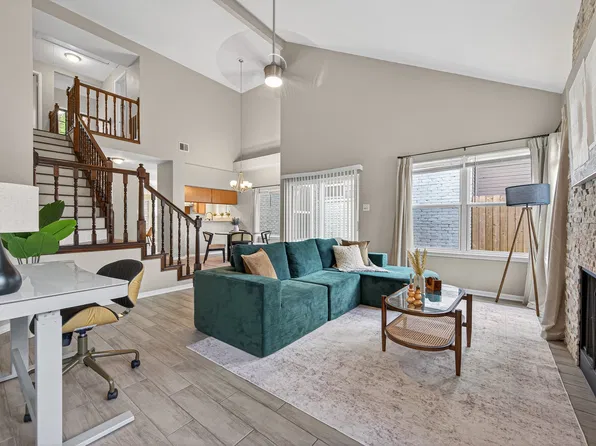 6635 Queensclub Dr, Houston, TX 77069
