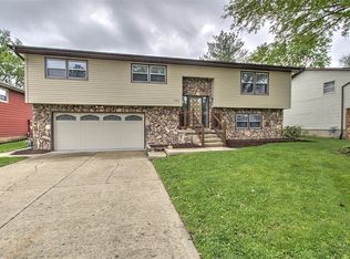 113 White Pines Cir, Decatur, IL 62521