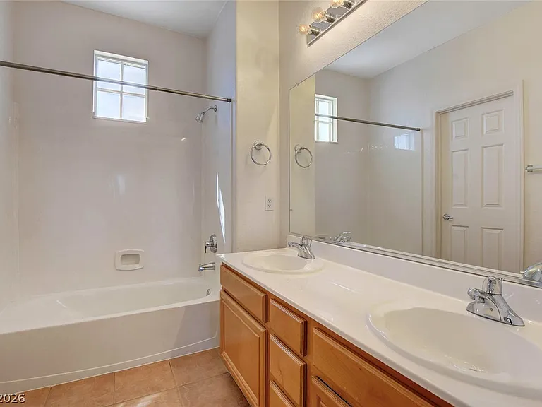 3432 Yellow Cove Ln — Photo 26