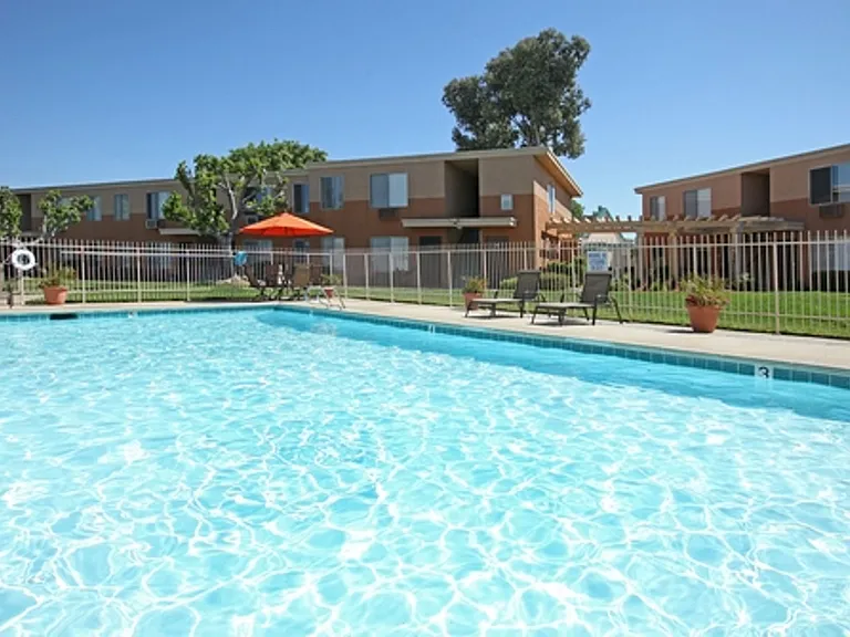Spacious 2 Bedroom Apartments at The Courtyards in El Cajon — Photo 8