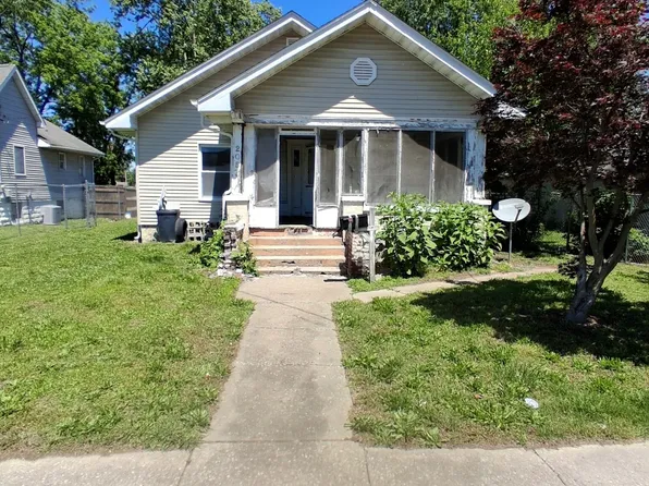 205 E Saint Louis St, West Frankfort, IL 62896