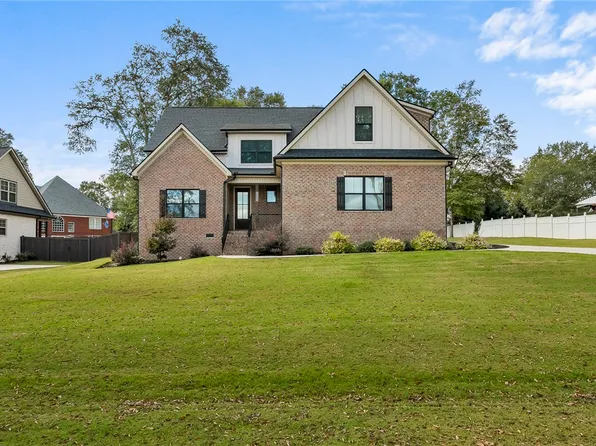 130 Sea Palms Dr, Anderson, SC 29621