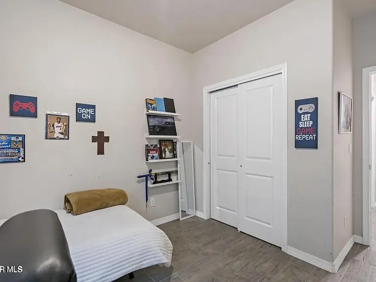 930 Bicknor Pl — Photo 23