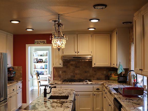 2nd image of 24525 Avenida Arconte