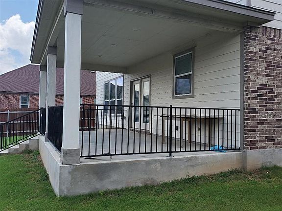 3rd image of 1216 Ignacia Dr #1