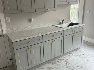 448 Burnside Ave #3, East Hartford, CT 06108