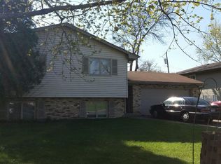 6517 Edgewood Ave N, Brooklyn Park, MN 55428