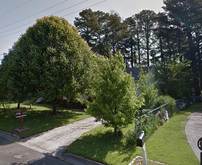 2nd image of 2607 Calvin Way