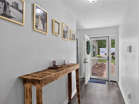 4th image of 11 Briar Patch Pl