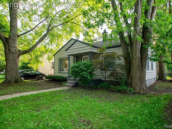 2nd image of 280 Dick Ave