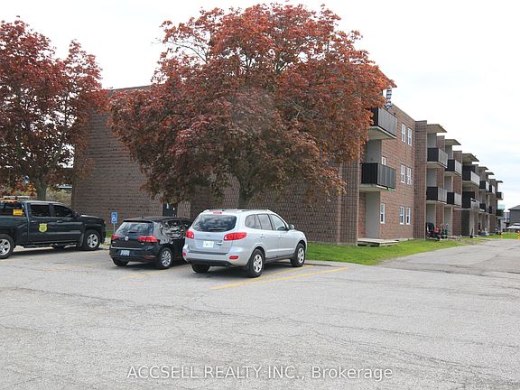 2nd image of 276 Merritt Ave #306
