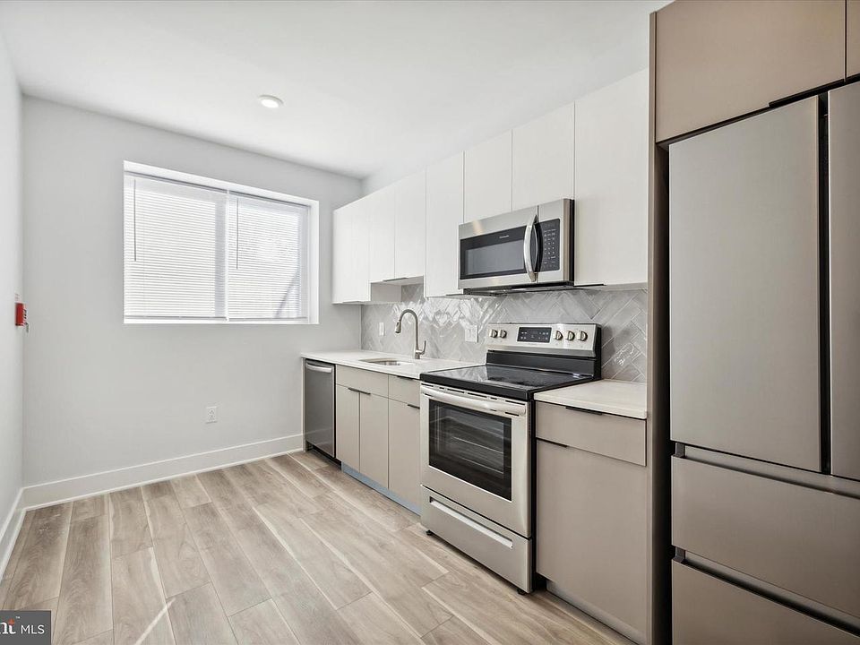 1st image of 3839 Wallace St #1
