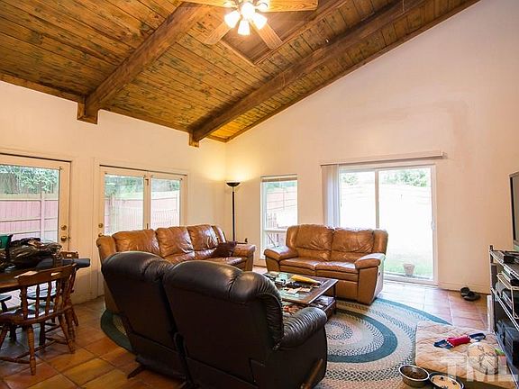 5th image of 100 Dickerson Ct