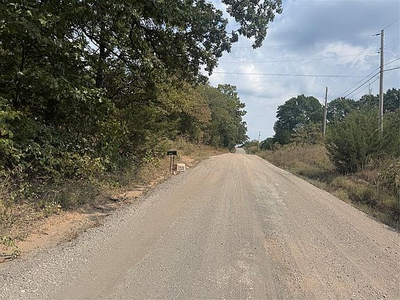 2nd image of 32132 Yellow Brick Rd Lot 3