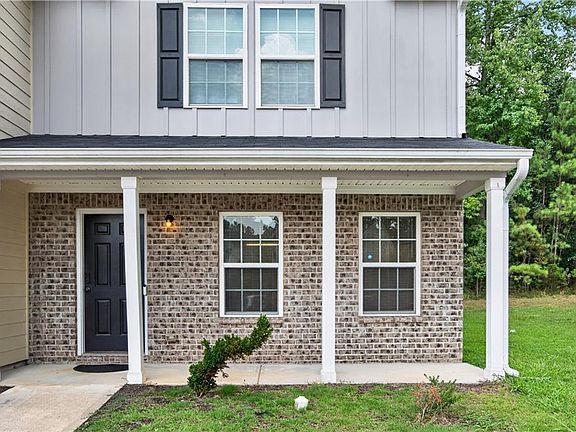 4th image of 2568 Piering Dr